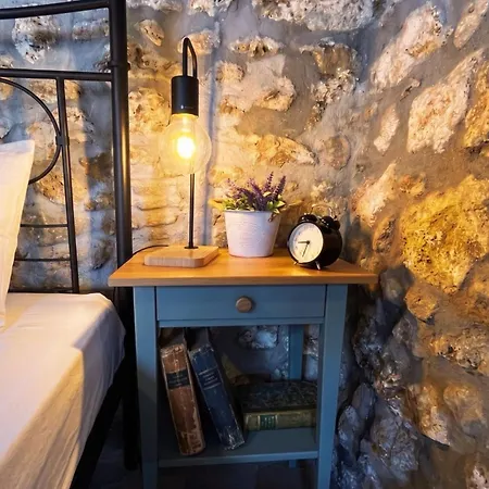 The Mulberry Terrace - Serendipity Lagoudi Zia